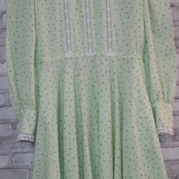 STUNNING Vintage Dress Small Long Sleeve Lace EUC - Picture 3 of 8